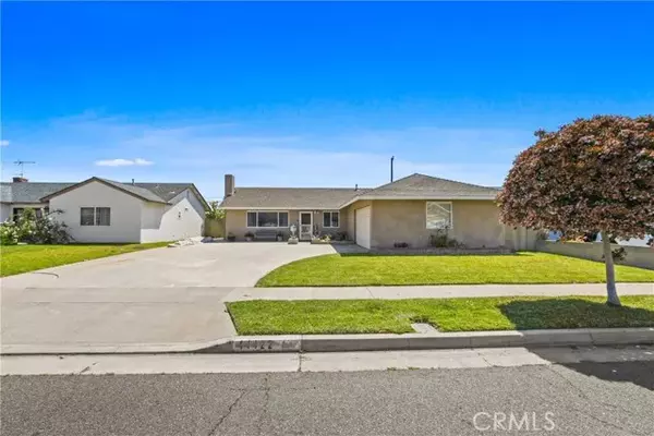 14422 Fairview Lane, Huntington Beach, CA 92647