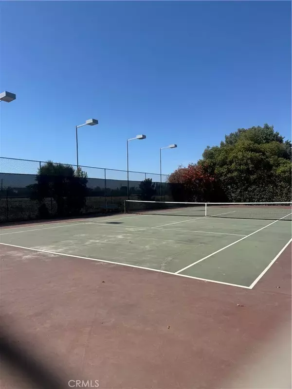 Lakewood, CA 90715,12750 Centralia Street #229