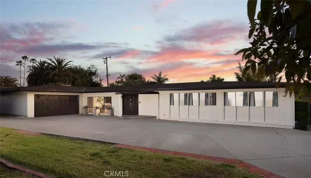 North Tustin, CA 92705,1024 SE Skyline Dr.