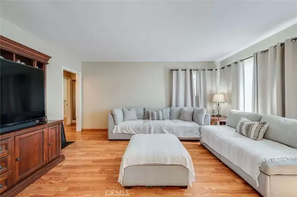 Lakewood, CA 90713,4512 Monogram Avenue