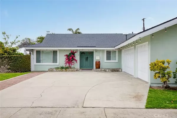 6582 Corrine Circle, Huntington Beach, CA 92647