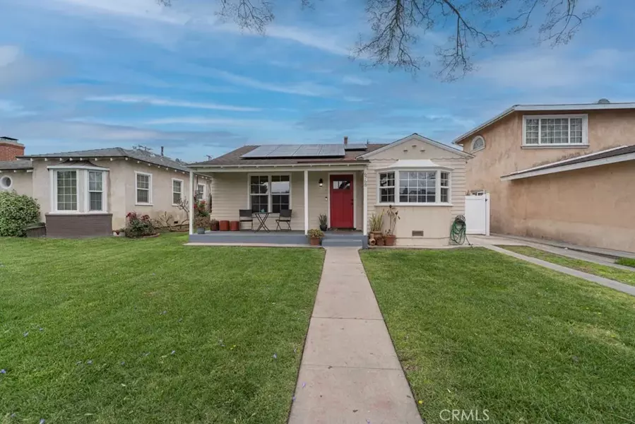 6768 Gardenia Avenue, Long Beach, CA 90805