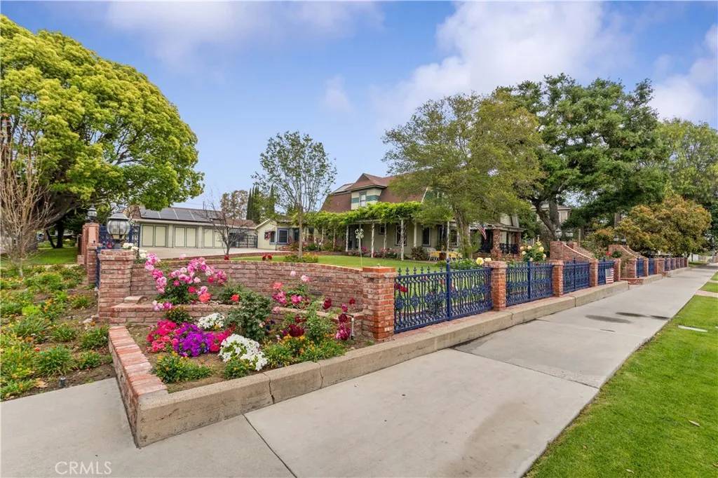 Tustin, CA 92780,345 W Main Street