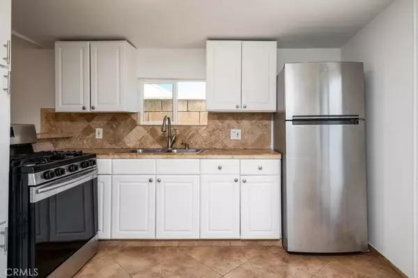 Torrance, CA 90503,20550 Earl #49