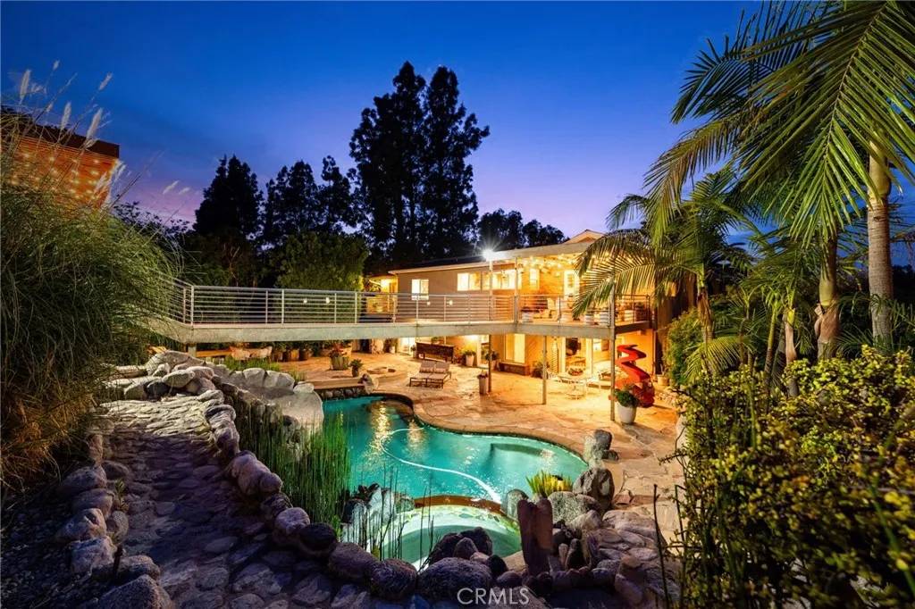 Orange, CA 92869,11107 S Meads Avenue