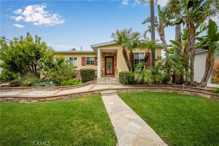 3113 San Anseline Avenue, Long Beach, CA 90808