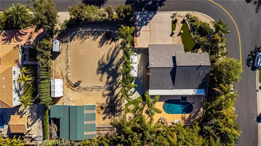 Yorba Linda, CA 92886,17927 Sun Hill Drive
