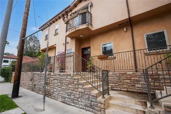 Sherman Oaks, CA 91403,14702 Magnolia Boulevard #104