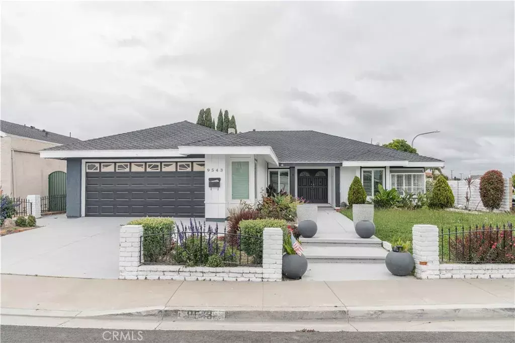Fountain Valley, CA 92708,9543 Andover Circle
