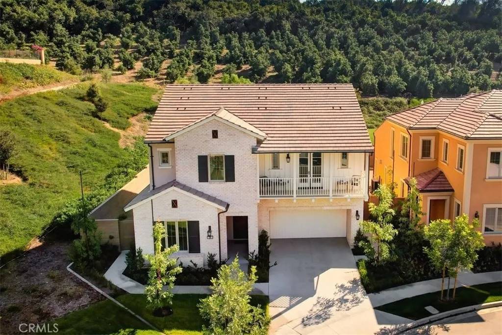 Irvine, CA 92602,100 Bozeman