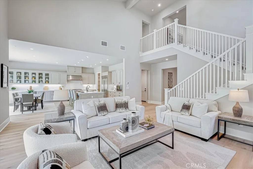 100 Bozeman, Irvine, CA 92602