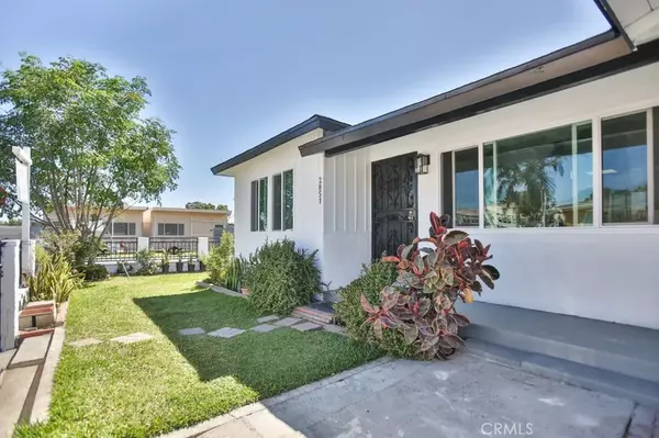 Long Beach, CA 90810,2851 Webster Avenue