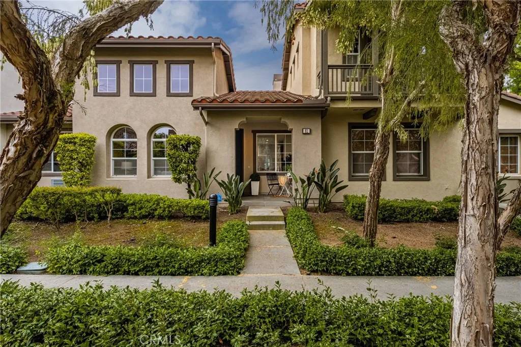61 Wonderland, Irvine, CA 92620