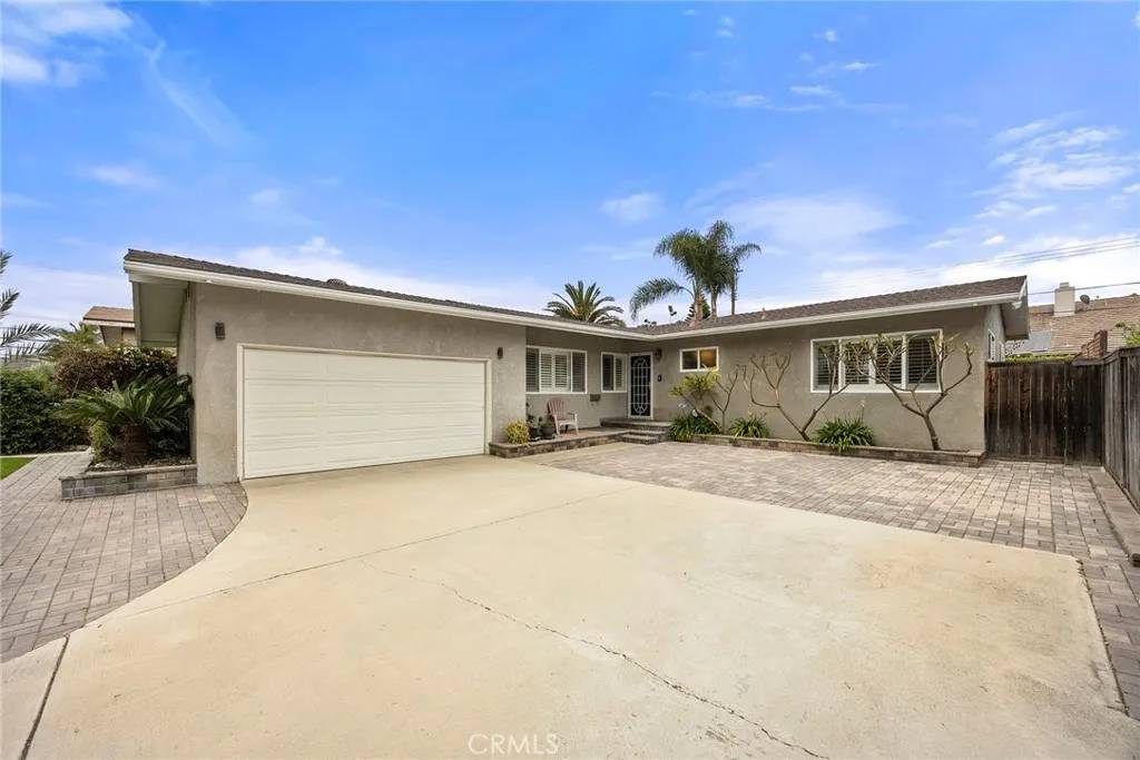 Orange, CA 92867,487 N Fern Street