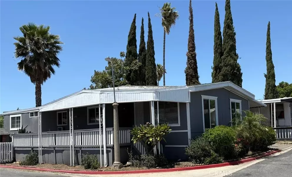 350 S Willow #150, Rialto, CA 92376