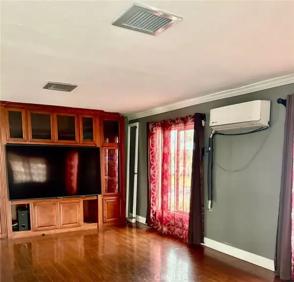 Rialto, CA 92376,350 S Willow #150