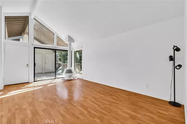 Laguna Hills, CA 92656,26701 Quail #61