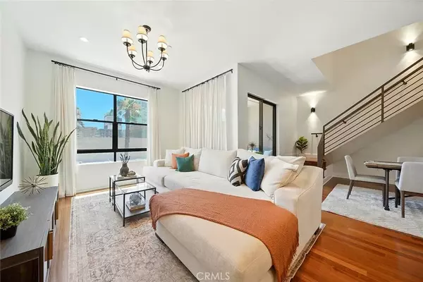 Long Beach, CA 90802,395 East 4th Street #39