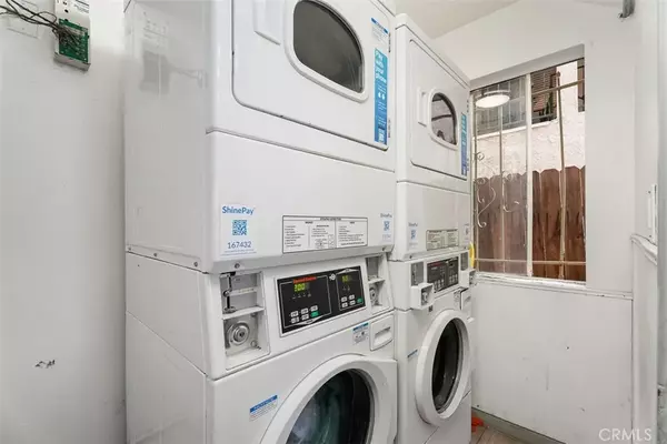 Long Beach, CA 90804,1061 Dawson Avenue