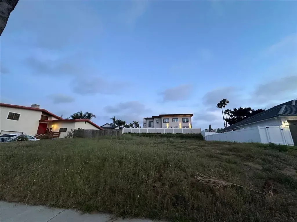 Oceanside, CA 92054,0 SARATOGA