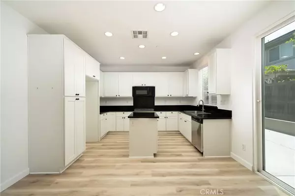 Stanton, CA 90680,8063 Cambria Circle