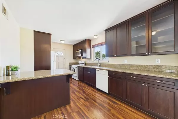 10002 Saint Elizabeth Circle, Cypress, CA 90630