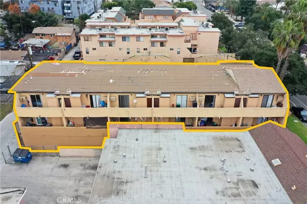 Santa Ana, CA 92701,709 E Chestnut Avenue