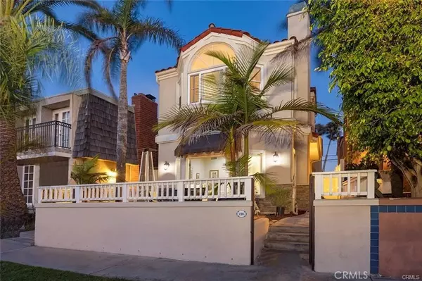 216 16th Street, Huntington Beach, CA 92648