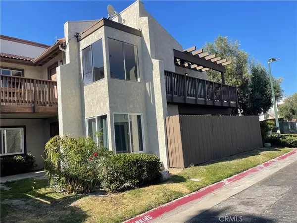 Anaheim, CA 92805,951 S Citron Street #5