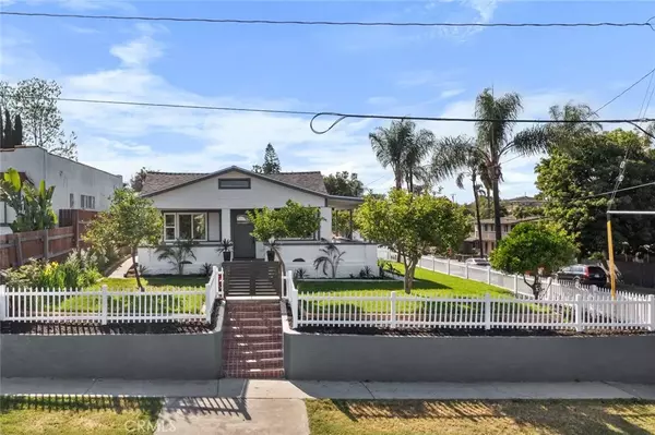 Placentia, CA 92870,201 S Melrose Street