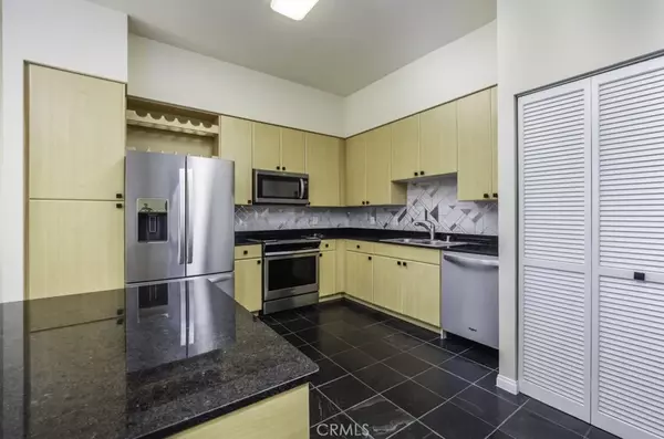 Long Beach, CA 90802,388 E Ocean Boulevard #1006