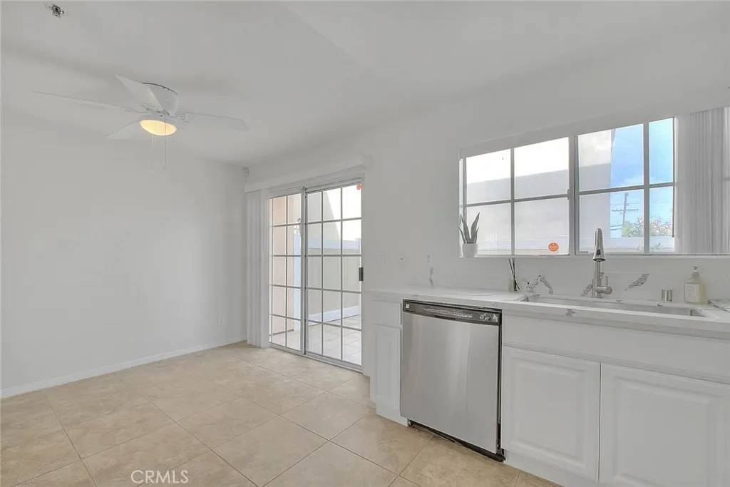 Lawndale, CA 90260,4315 W 145th Street #10