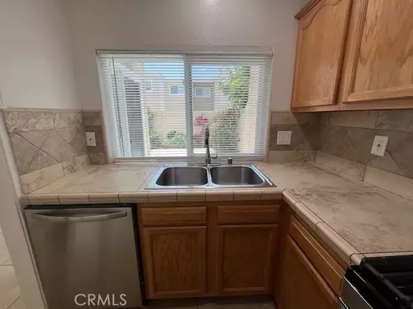 Irvine, CA 92604,45 Golden Glen Street #75