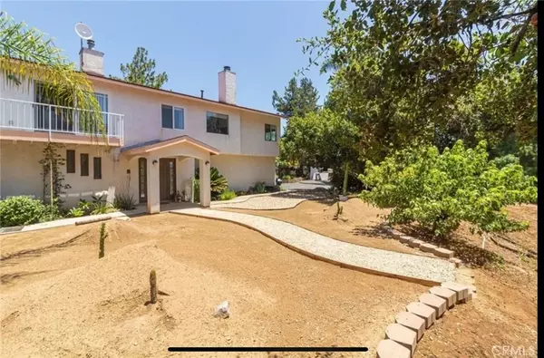 Escondido, CA 92026,10210 Lilac Ridge Road