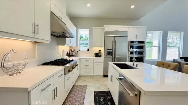 Lake Forest, CA 92630,151 Holliston