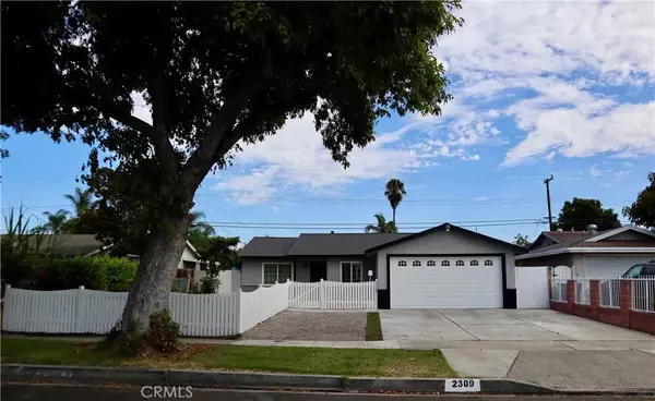 2309 W Anahurst Place, Santa Ana, CA 92704
