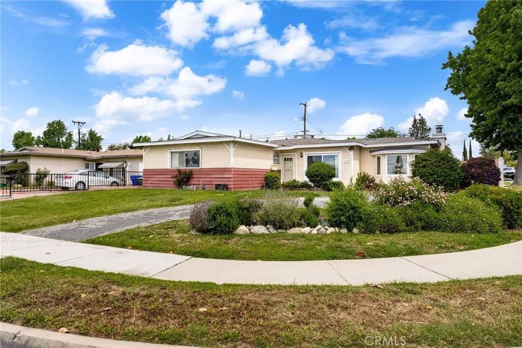 1320 W Flora Street, Ontario, CA 91762