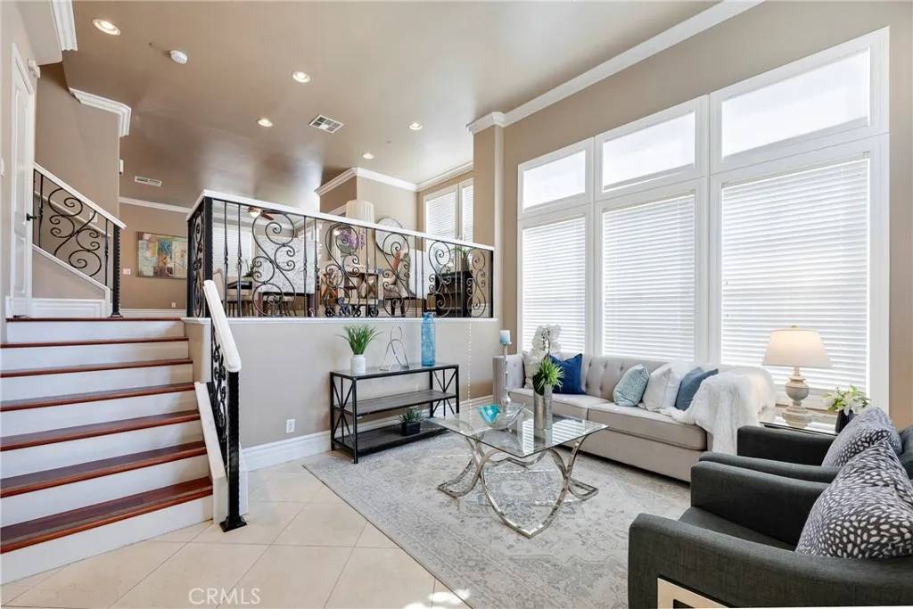 8543 E Kendra Loop, Orange, CA 92867