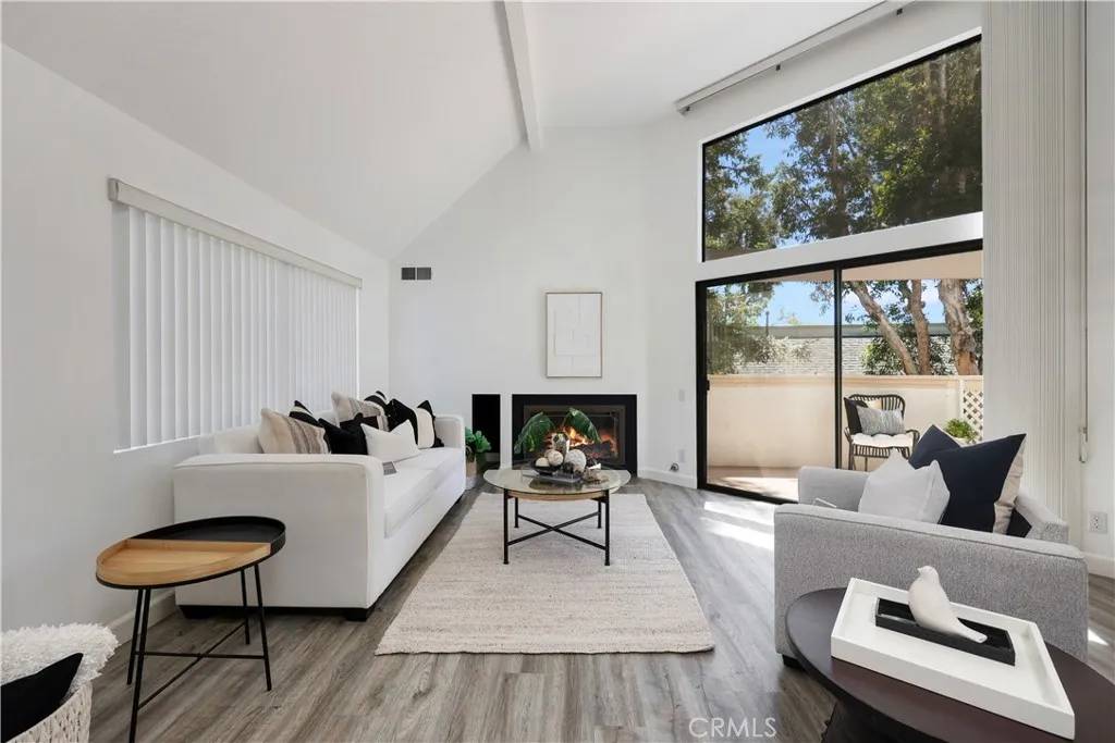 190 N Singingwood Street #1, Orange, CA 92869
