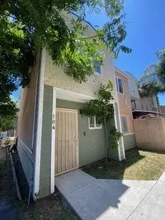 11134 S Vermont #104, Los Angeles, CA 90044