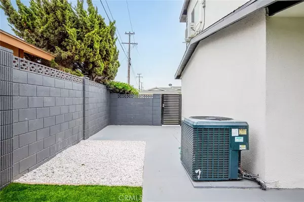 114 S Emerald Place, Anaheim, CA 92804