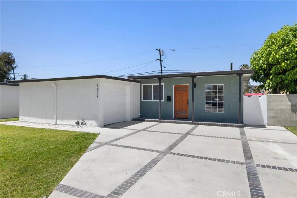 Hawthorne, CA 90250,3629 W 144th Street