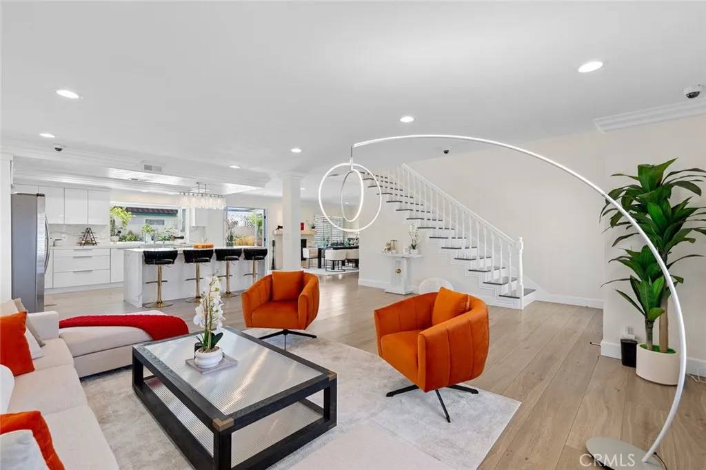 2160 S Hammatt, Anaheim, CA 92802