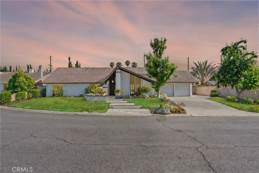 17862 Portsmouth Circle, Villa Park, CA 92861