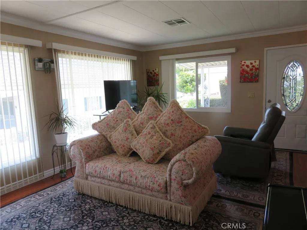 Yorba Linda, CA 92886,16958 Lake Ridge