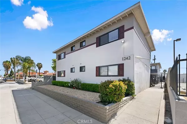 Long Beach, CA 90813,1242 Cedar Avenue