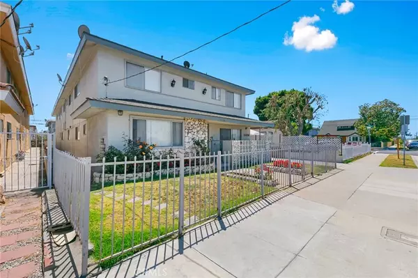 Hawthorne, CA 90250,11726 Freeman Avenue
