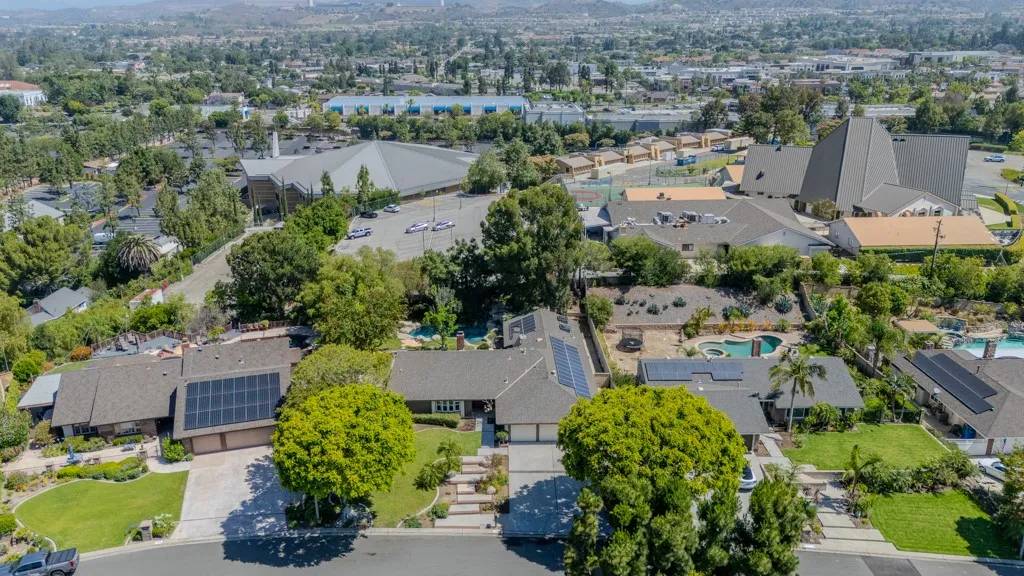Yorba Linda, CA 92886,18269 Laurel View Drive