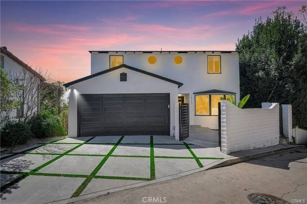 1923 Hollyvista, Los Angeles, CA 90027