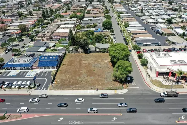 Huntington Beach, CA 92647,7942 Speer